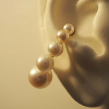 画像をギャラリービューアに読み込む, GRADUATED PEARL EARRING CUFF AND  PINKY RING